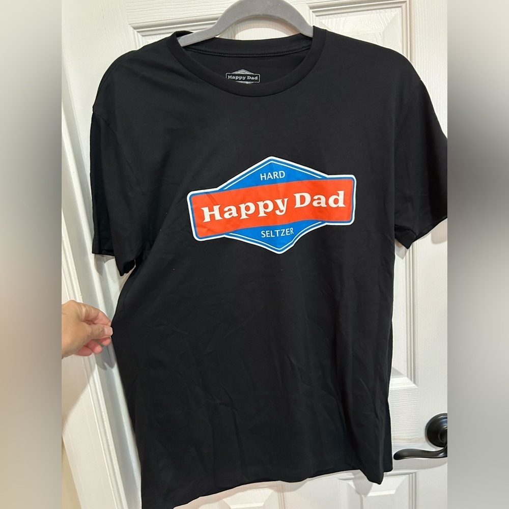 Happy Dad Hard Seltzer Black T-Shirt M